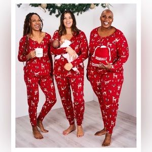 NWT Christmas Pajamas Latched Mama